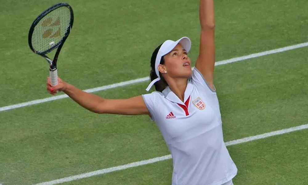 UNVEILING-THE-TOP-10-MOST-NOTABLE-FEMALE-TENNIS-PLAYERS-OF-ALL-TIME